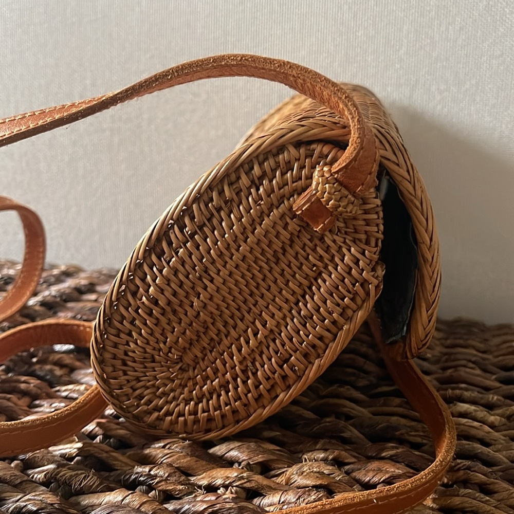 Woven Bamboo Purse (Crossbody / Shoulder / Clutch) - Picture 4 of 5